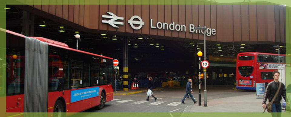 Cars in London Bridge